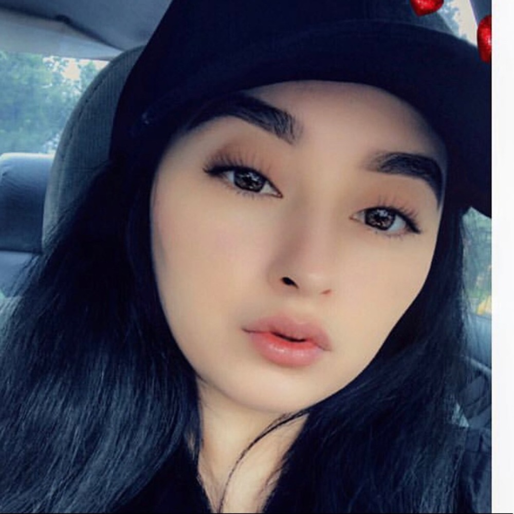 Meet your Posher, Sophia